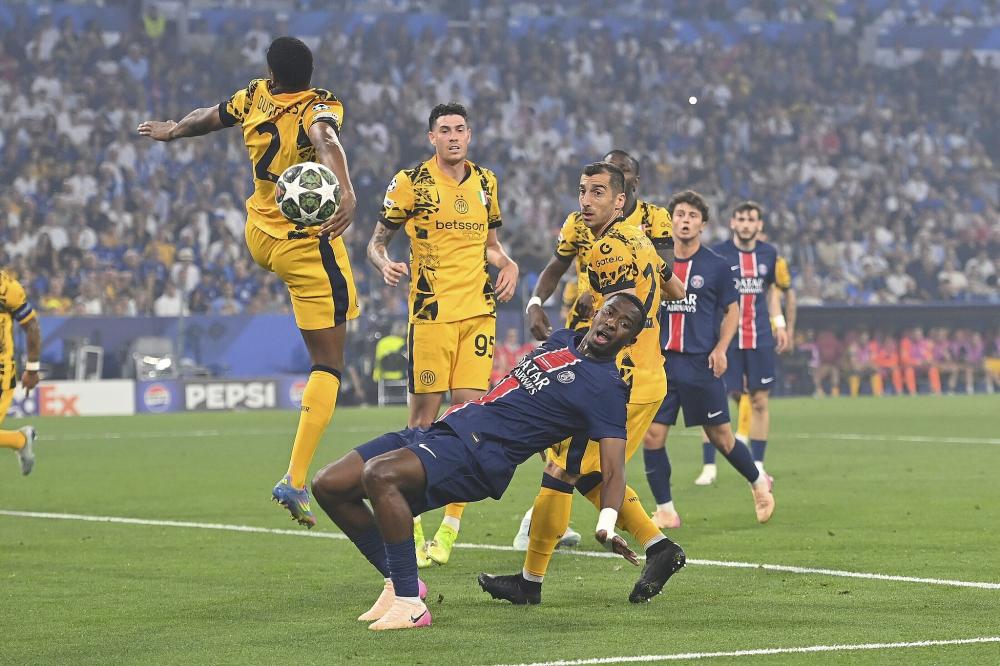 WBG官方：前S11冠军打野JieJie加盟战队